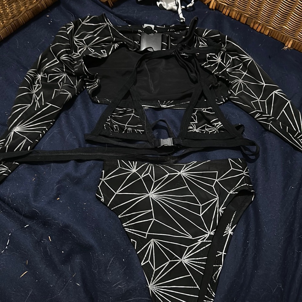 Iheartraves x Lyte Couture Reflective Rave Set